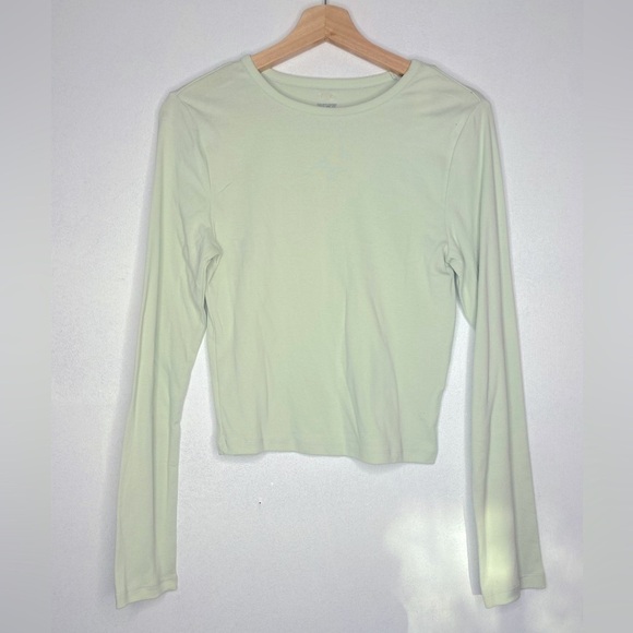 NWT PINK LONG SLEEVED TOP SEAFOAM GREEN SIZE LARGE - Picture 1 of 5